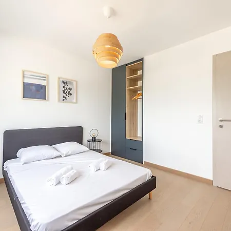 아파트 Confortable 3 Pieces De 70m Proche Et Vieille *