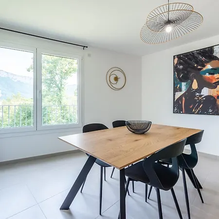 Confortable 3 Pieces De 70m Proche Et Vieille