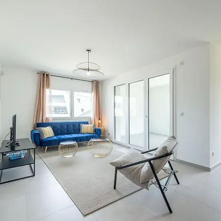 Confortable 3 Pieces De 70m Proche Et Vieille Апартаменты *
